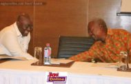 Photo of the week: Mahama, Akufo-Addo trade jabs and then trade smiles