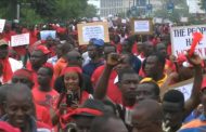 Adom FM embarks on ‘Fabɛwoso’ anti-corruption demo