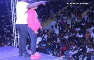 Nii Funny performs with pregnant woman at Fancy Gadam's concert