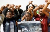 Hundreds of African migrants protest Israel detentions