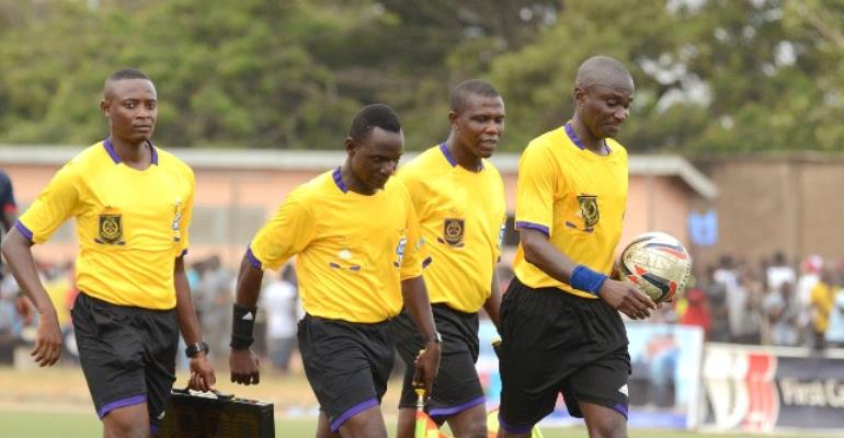 EXCLUSIVE... Ref. Timothy Obuobisa To Officiate Super Class