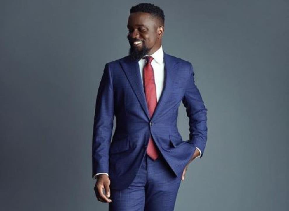 Sarkodie Shares Excitement After Receiving A Gift From Fan