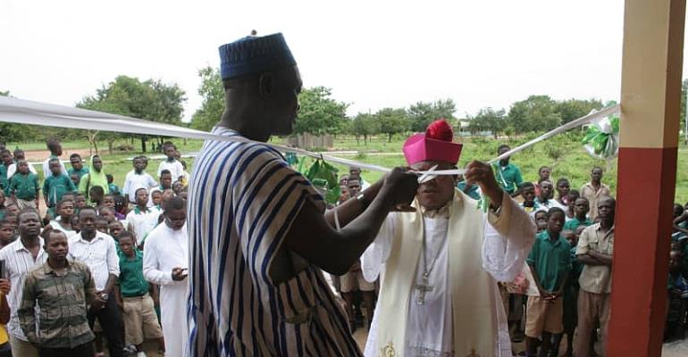 Bishop Hands Over Three Unit KG Block, Office Complex To St. Peters' In Daboya