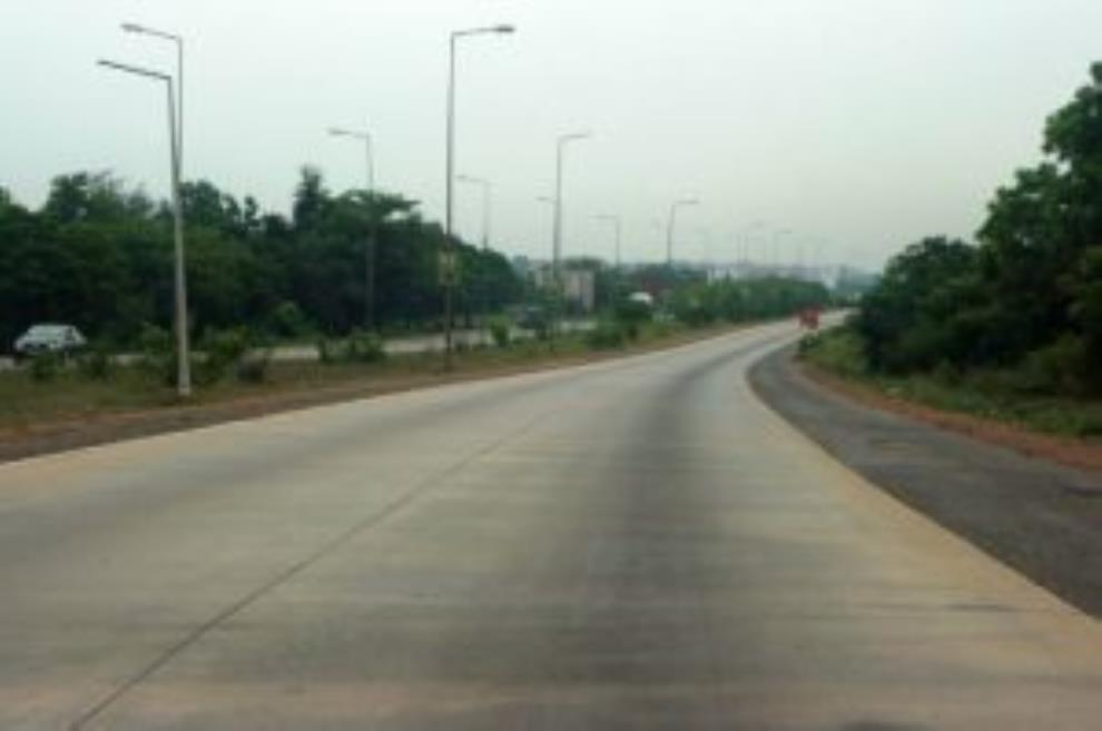 Roads Ministry To Block Illegal Access Routes On Tema Motorway
