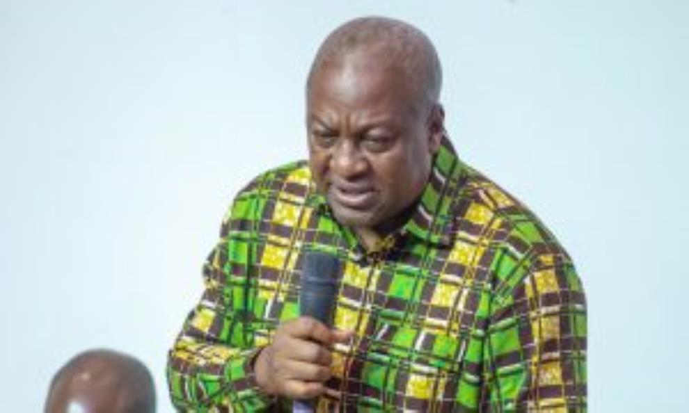 Mahama Accuses Nana Addo of Running a Family and Friends Gov’t