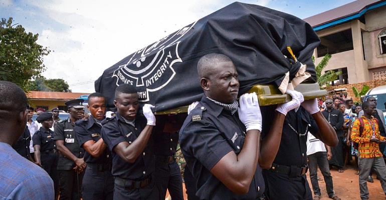 Bawumia Urges Public To Protect Police For Their Own Protection