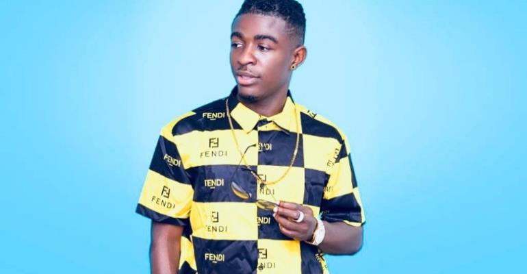 I didn’t like Medikal when he was dating Sister Deborah; she is my crush – Frank Naro