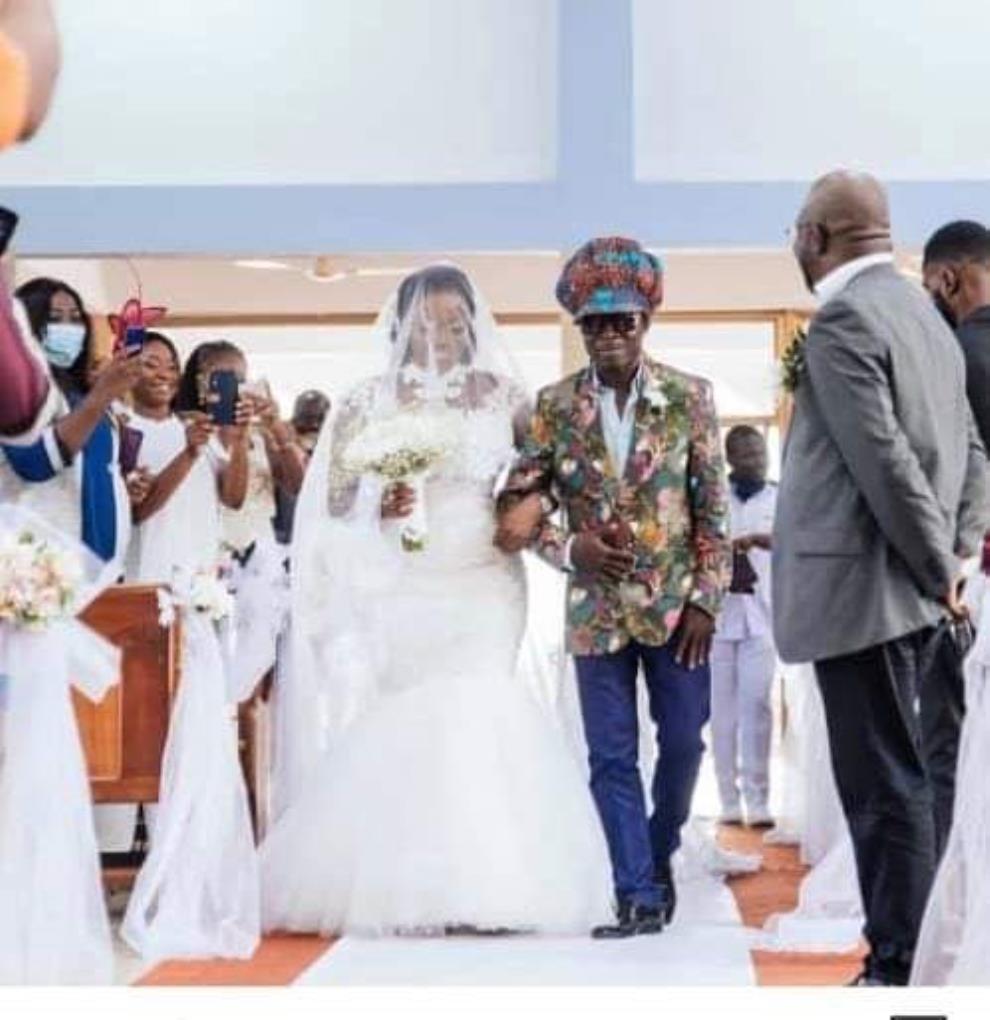 Kojo Antwi Takes Fan To The Altar